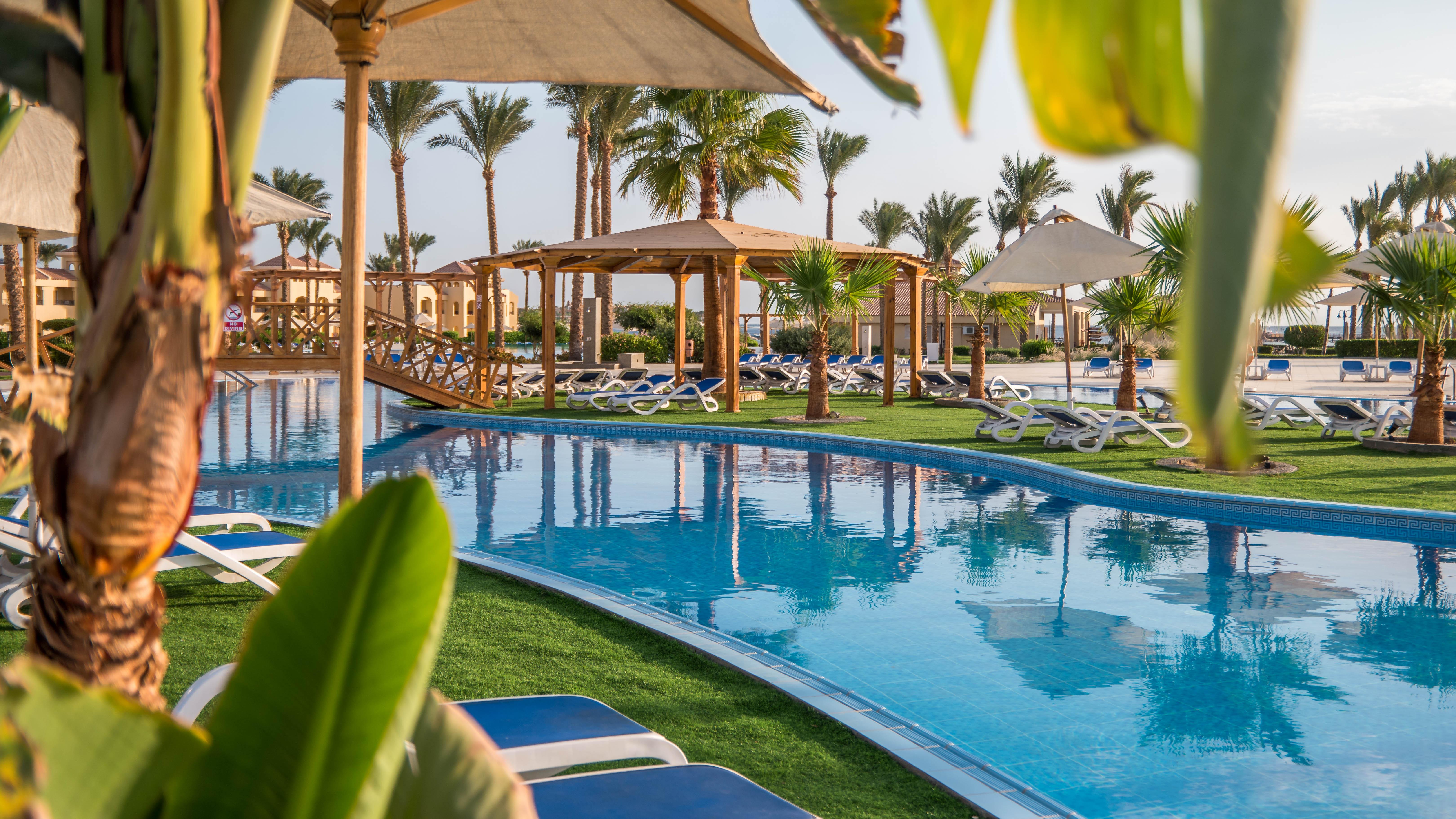 Cleopatra Luxury Resort Makadi Bay Hurghada Exterior photo